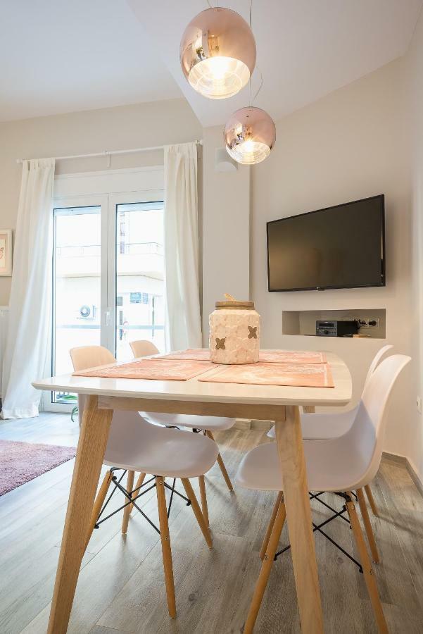 "Sunbow Earth"- Boutique New Apt In Dowtown Ateny Zewnętrze zdjęcie