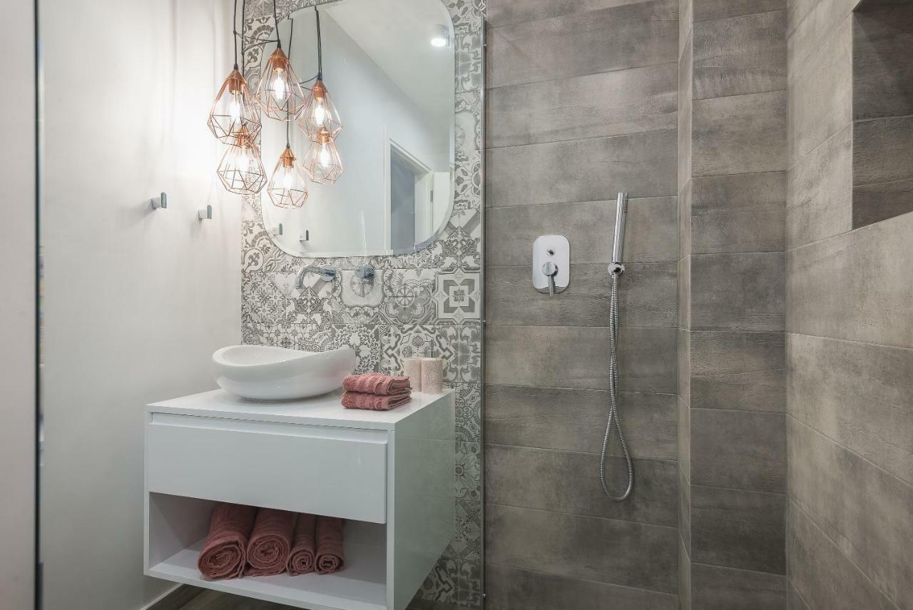 "Sunbow Earth"- Boutique New Apt In Dowtown Ateny Zewnętrze zdjęcie